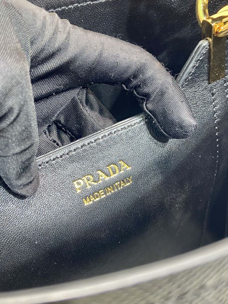 Pra*a top handle bags